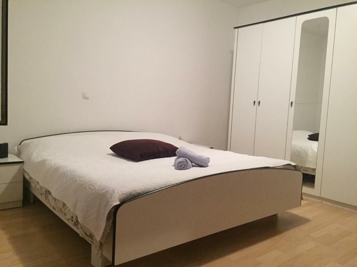 Apartment Stela Rab Town Zewnętrze zdjęcie